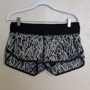 Lululemon Speed Shorts Size 6
